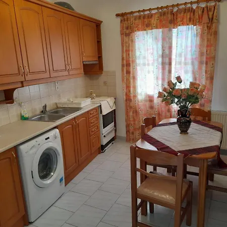 Appartement Alexandros *