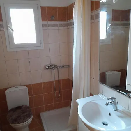 Alexandros Apartman